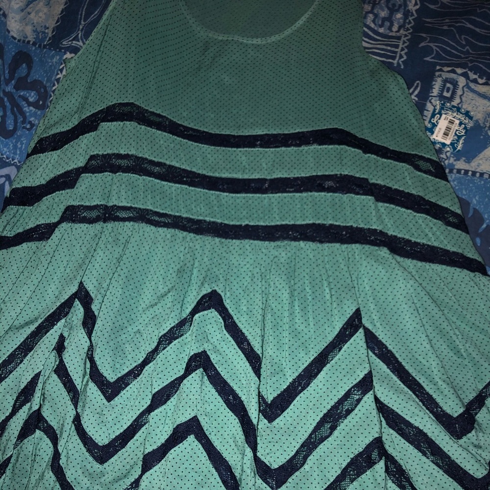 Free People - Picture 2 of 2